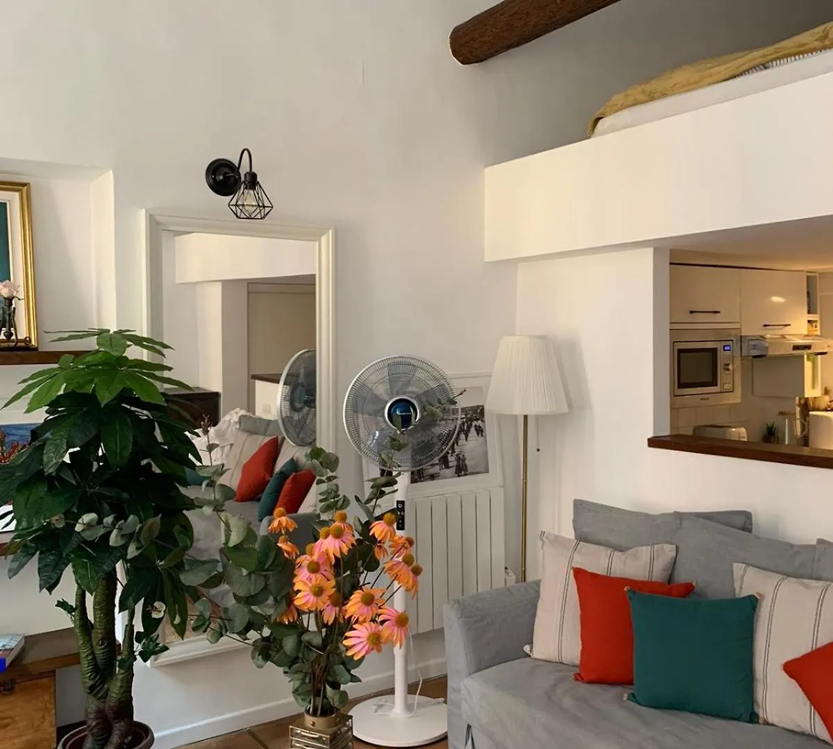Apartment 33 On The Old Historic Senate Square Nice 0*,  France